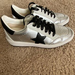 Vintage Havianas Cristo Size 7.5